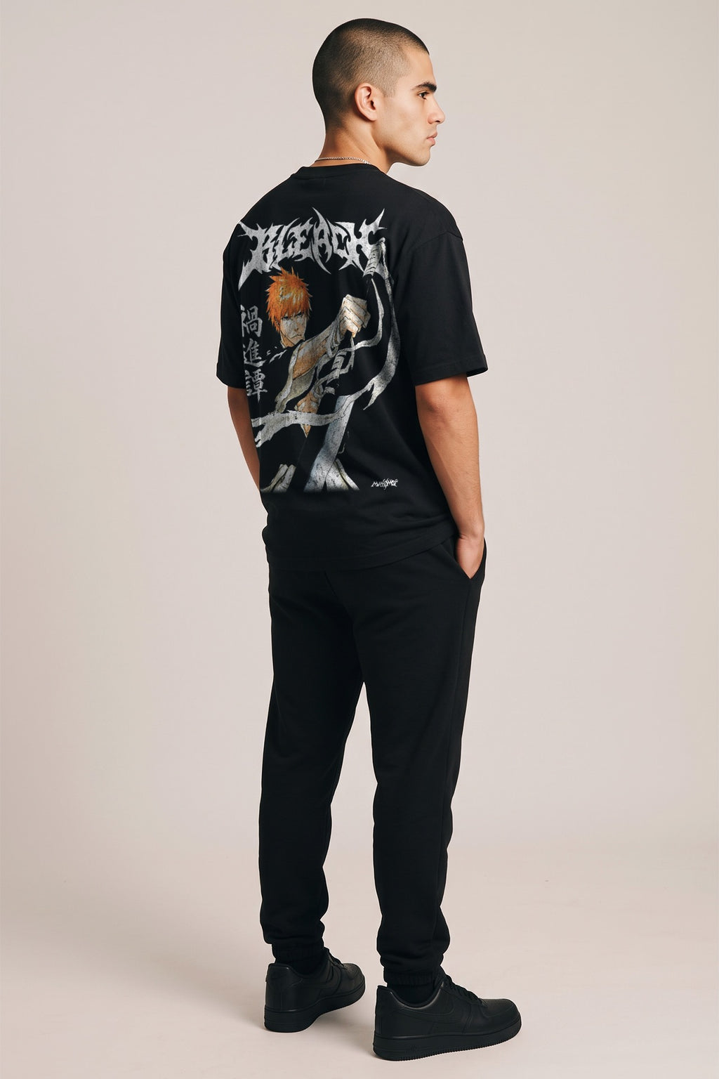 ICHIGO | BLEACH | PREMIUM BLACK OVERSIZE TEE